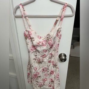 Women’s floral vintage mini dress